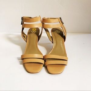 Ann Taylor Strappy Women Sandals - Cream Sz 7